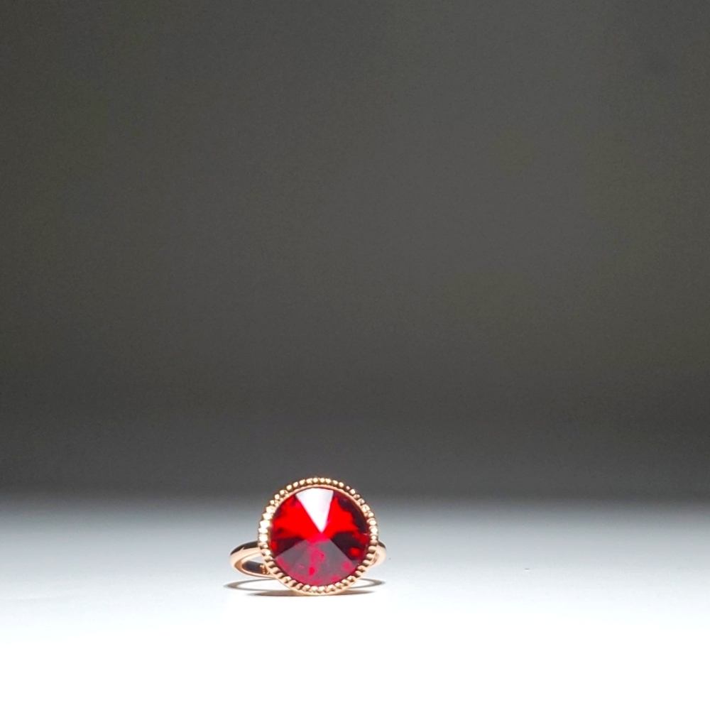 Ted Baker Rada RED Crystal Rivoli Ring - Picture 2 of 4